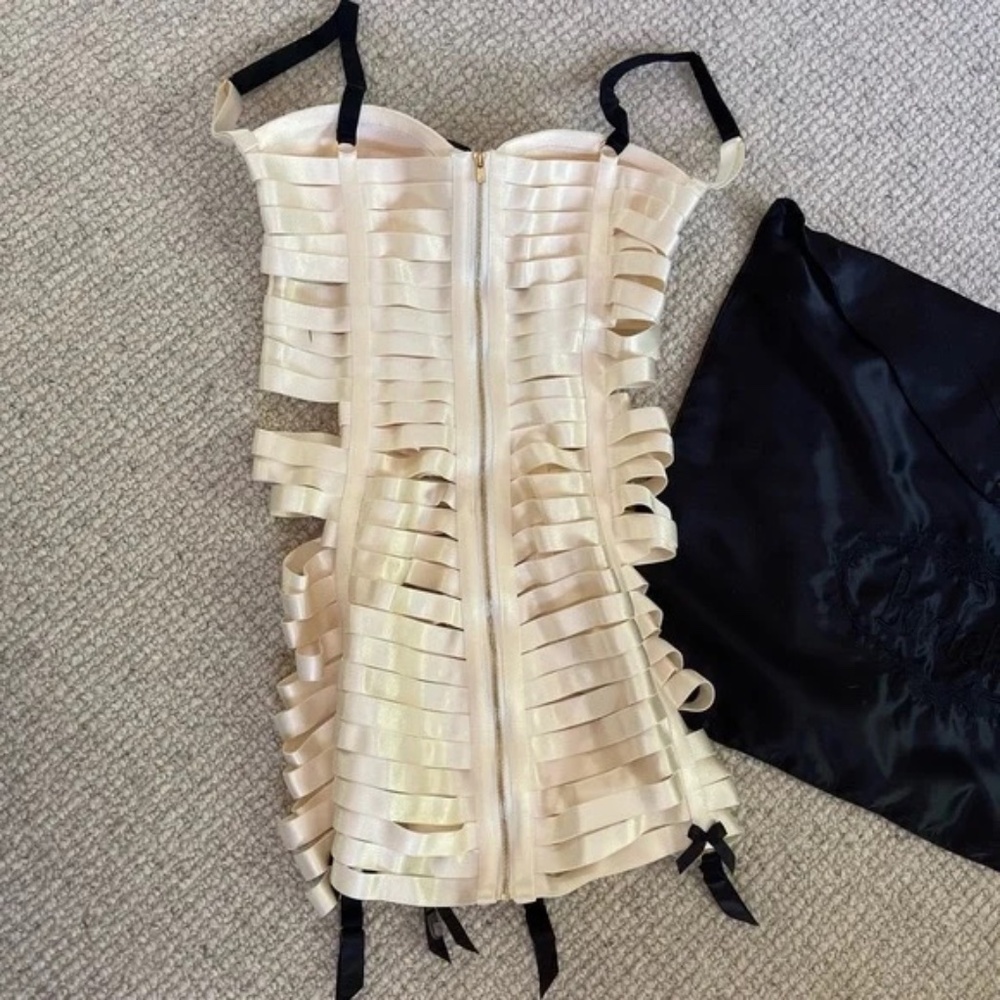 Bordelle Angela Chemise in a Rare Two-Tone - Picture 3 of 8